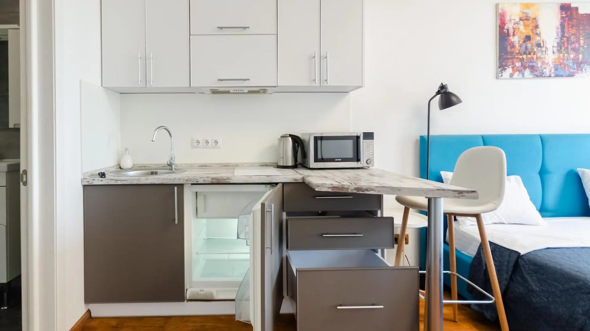 Petrovdom Apartments 199A-199B In Rc Kvartet, 16Г Vasyl Lypkivskyi Street Kiev
