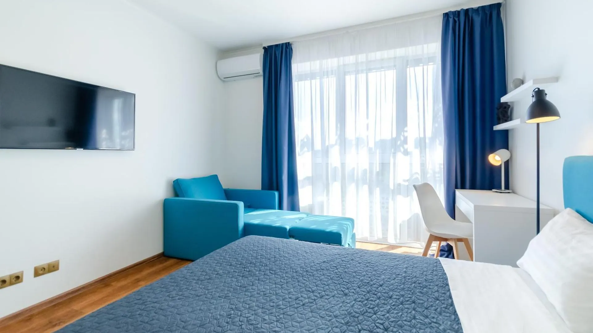 Petrovdom Apartments 199A-199B In Rc Kvartet, 16Г Vasyl Lypkivskyi Street Kyiv 0*,  Ukraine