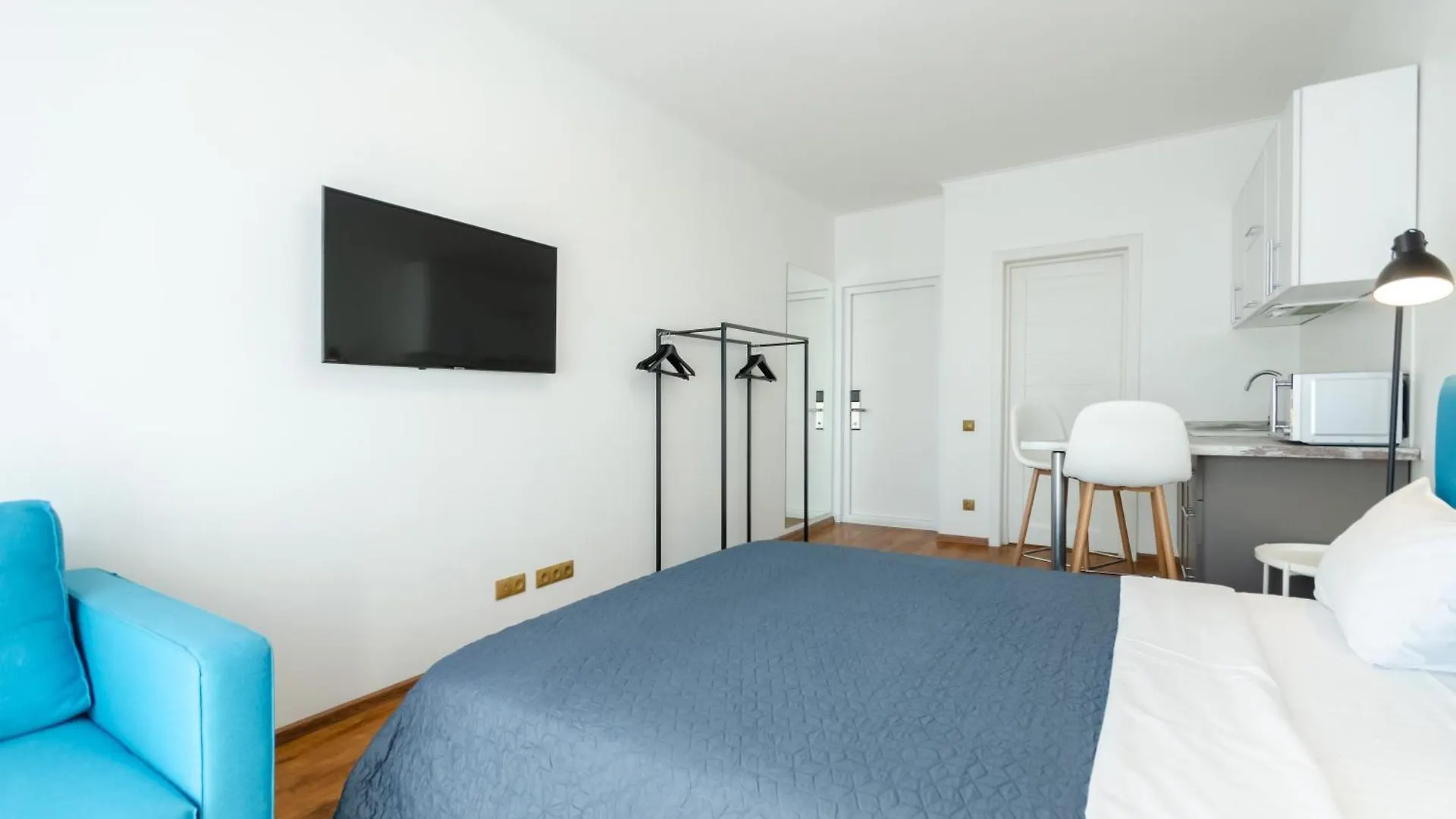 Petrovdom Apartments 199A-199B In Rc Kvartet, 16Г Vasyl Lypkivskyi Street Kyiv