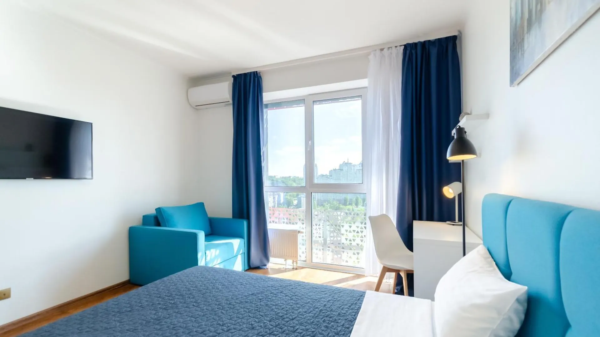 Petrovdom Apartments 199A-199B In Rc Kvartet, 16Г Vasyl Lypkivskyi Street Kyiv